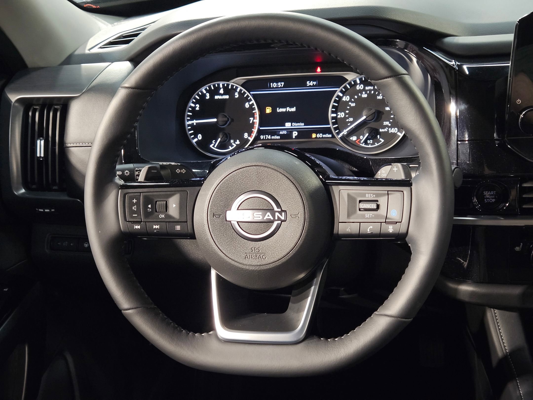 Used 2025 Nissan Pathfinder SL w/ Cargo Package image 26