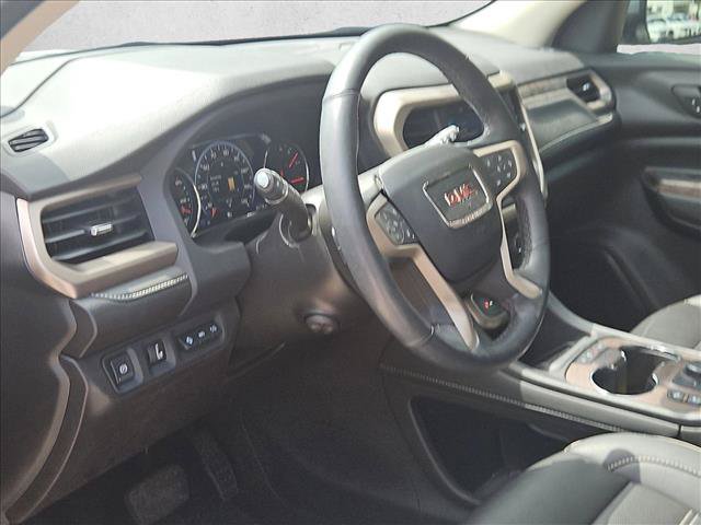 Used 2023 GMC Acadia Denali w/ Denali Ultimate Package AWD/4WD image 10