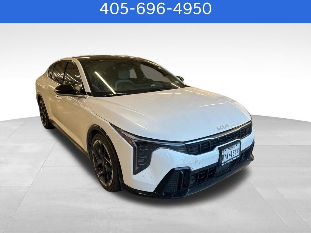 Used 2025 Kia K4 GT-Line w/ GT-Line Premium Package FWD image 2