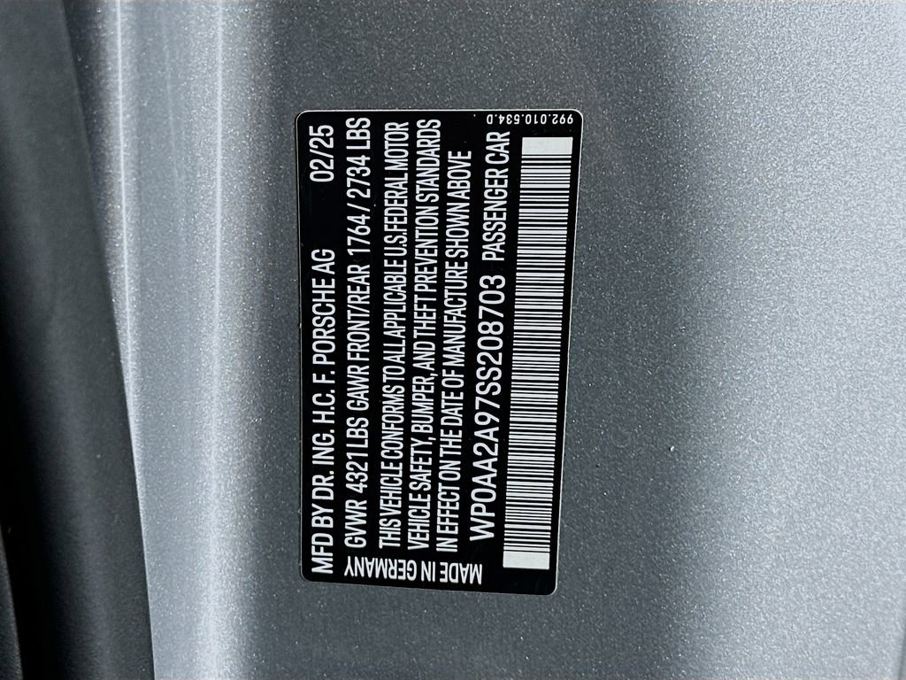 Certified 2025 Porsche 911 Carrera RWD image 32