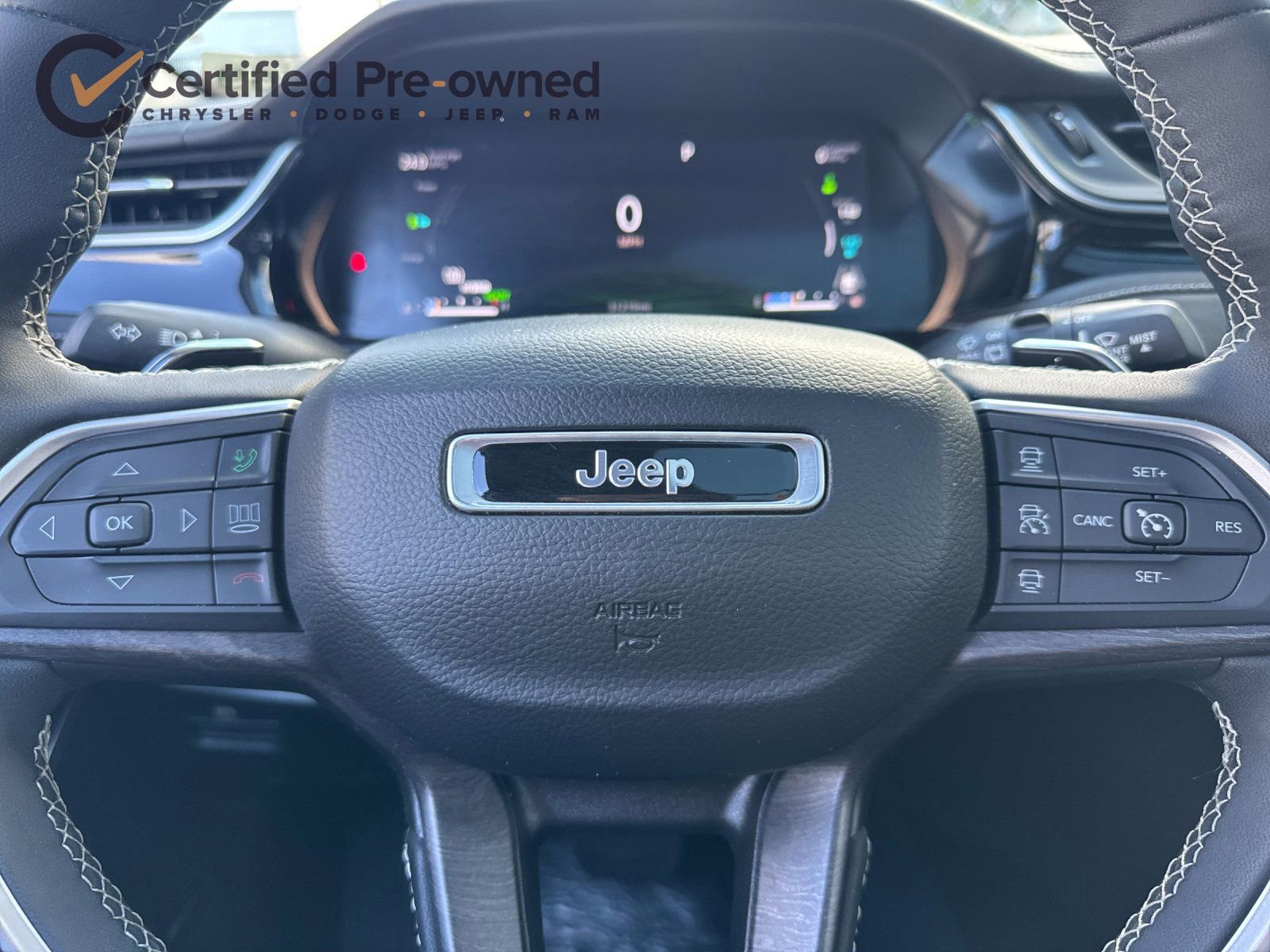 Used 2022 Jeep Grand Cherokee Limited 4xe image 25