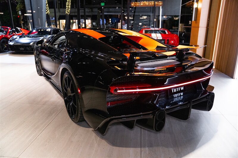 Used 2022 Bugatti Chiron Super Sport AWD/4WD image 48