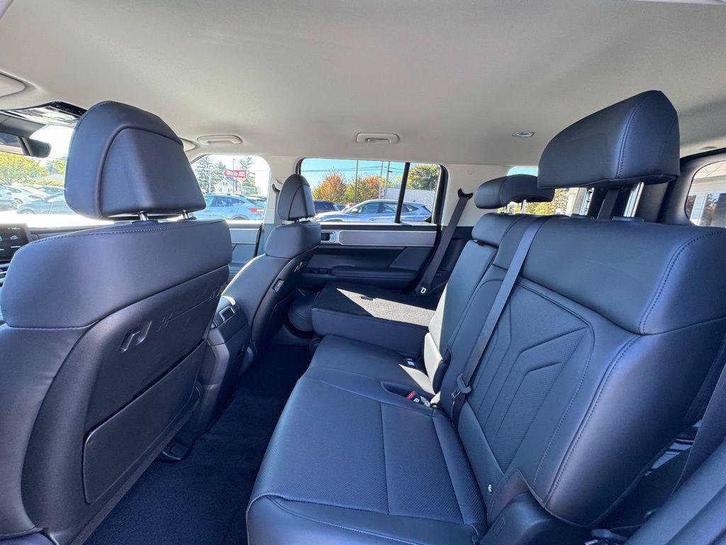 New 2026 Hyundai Santa Fe SEL AWD/4WD image 14
