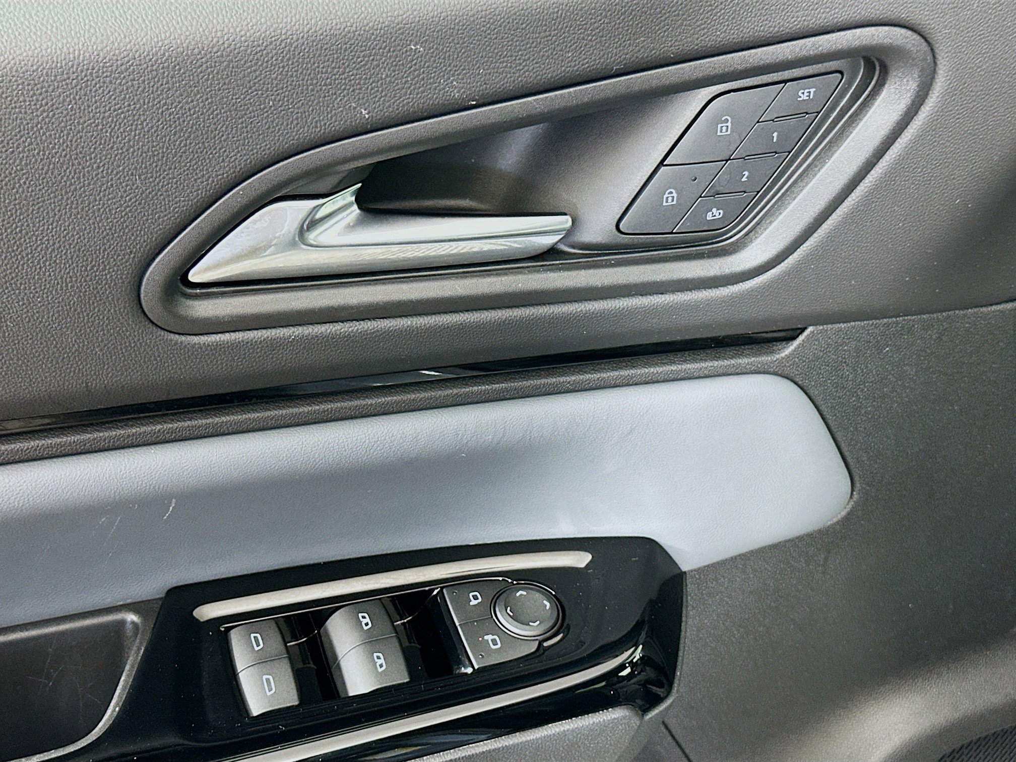 Used 2025 Honda Prologue Touring image 15