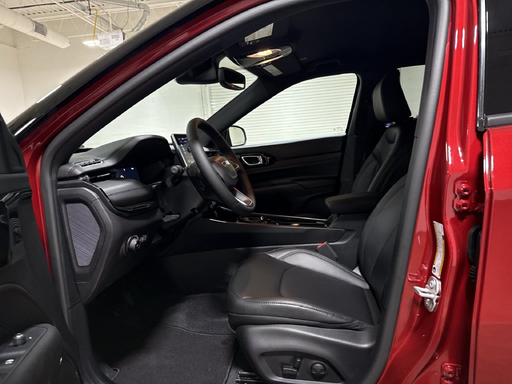 New 2026 Jeep Compass Limited AWD/4WD image 19