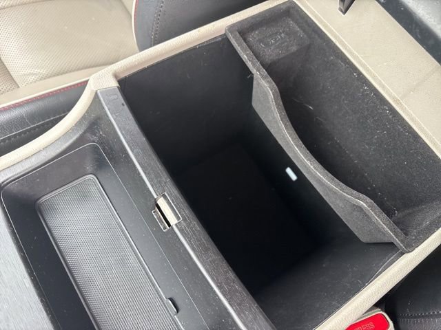 Used 2019 Kia Sedona EX image 27