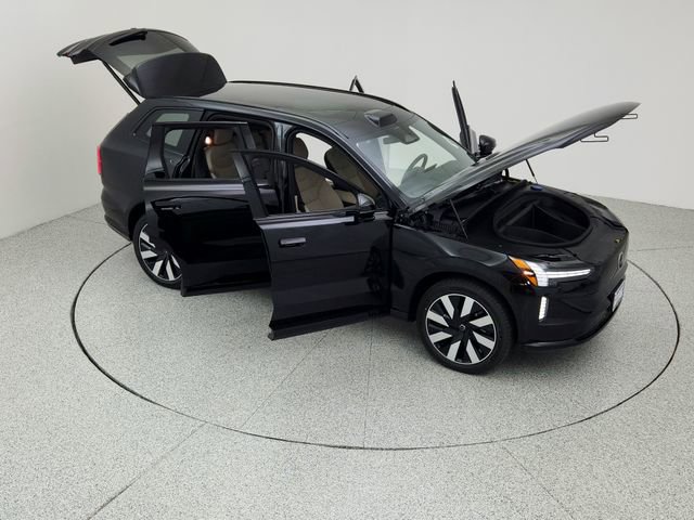 New 2025 Volvo EX90 Plus image 36