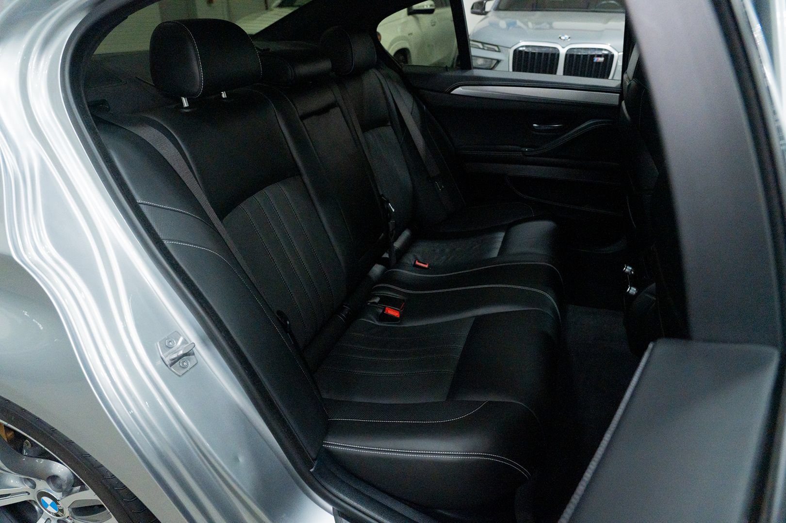 Used 2016 BMW M5 RWD image 33