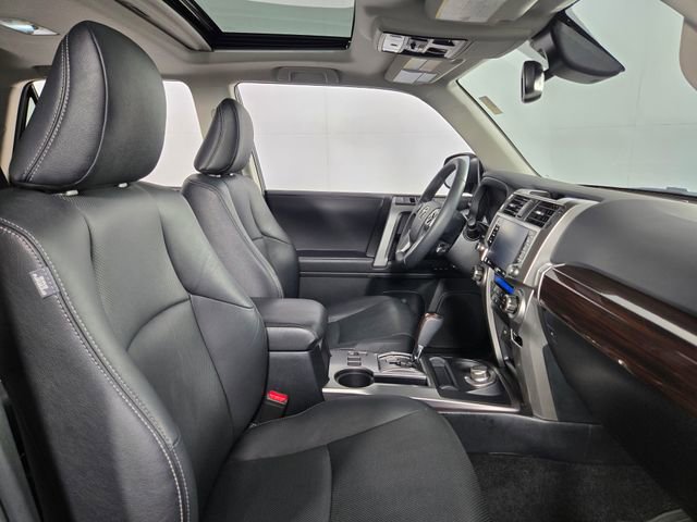 Used 2022 Toyota 4Runner Limited AWD/4WD image 12