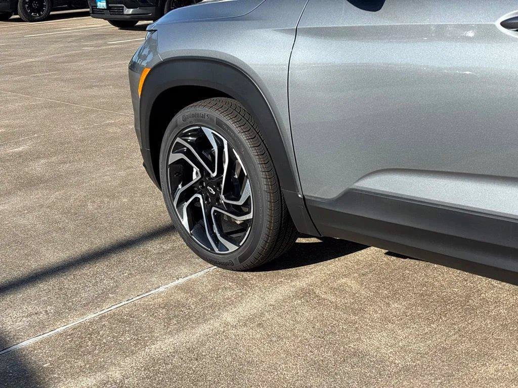 Used 2026 Chevrolet TrailBlazer RS FWD image 16