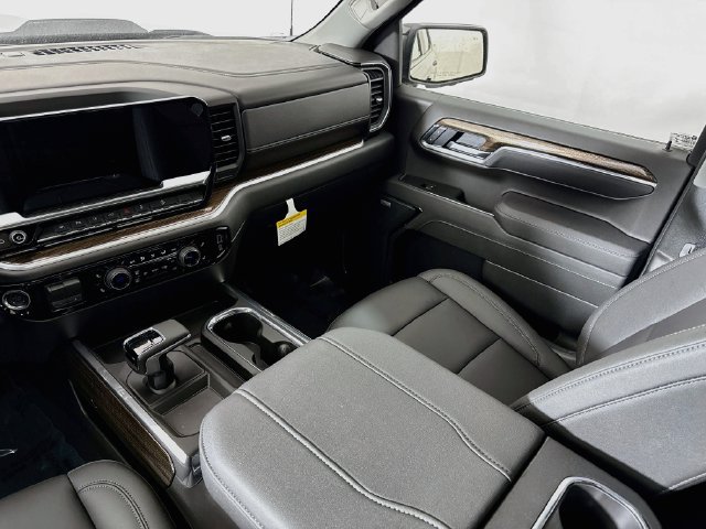 New 2026 Chevrolet Silverado 1500 LT Trail Boss w/ LT Trail Boss Premium Package AWD/4WD image 26