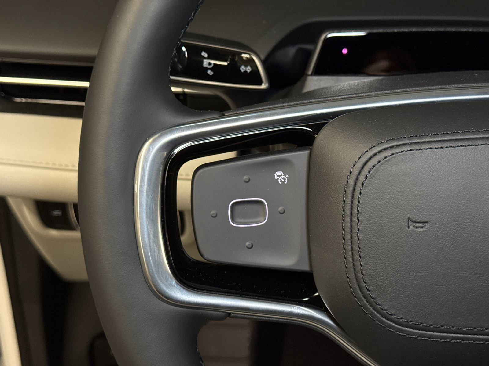 New 2026 Lincoln Nautilus Reserve AWD/4WD image 28