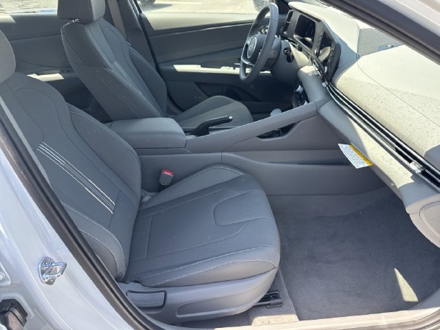 New 2026 Hyundai Elantra Sport FWD image 15