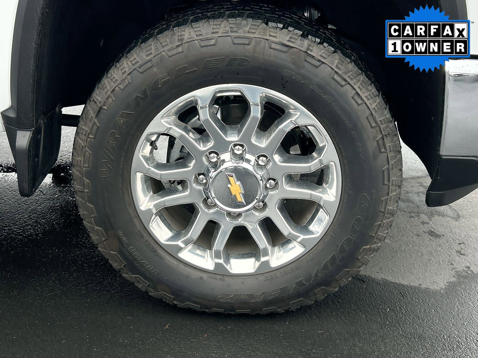 Used 2025 Chevrolet Silverado 3500 LTZ w/ LTZ Plus Package image 30