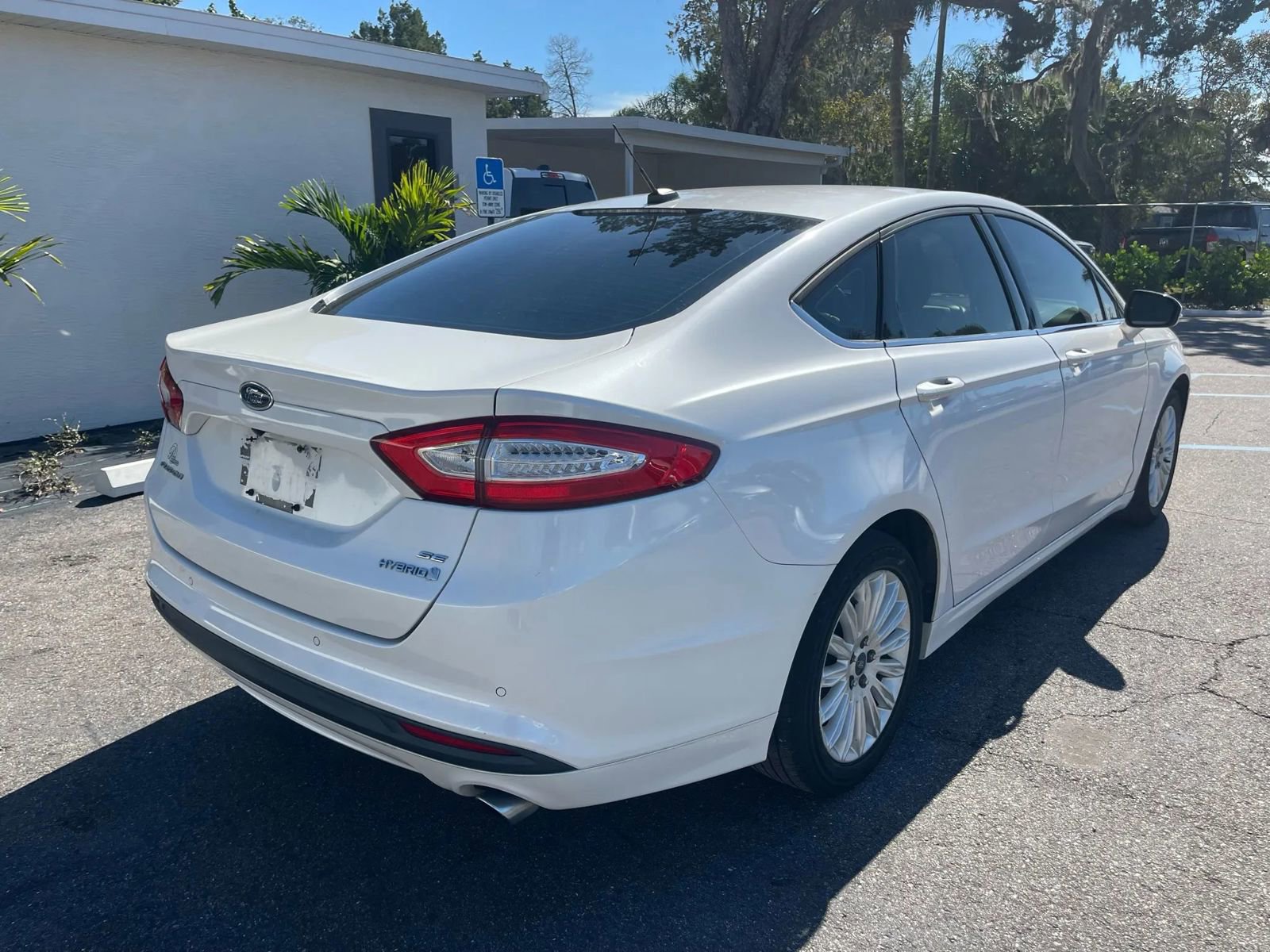 Used 2013 Ford Fusion SE image 5