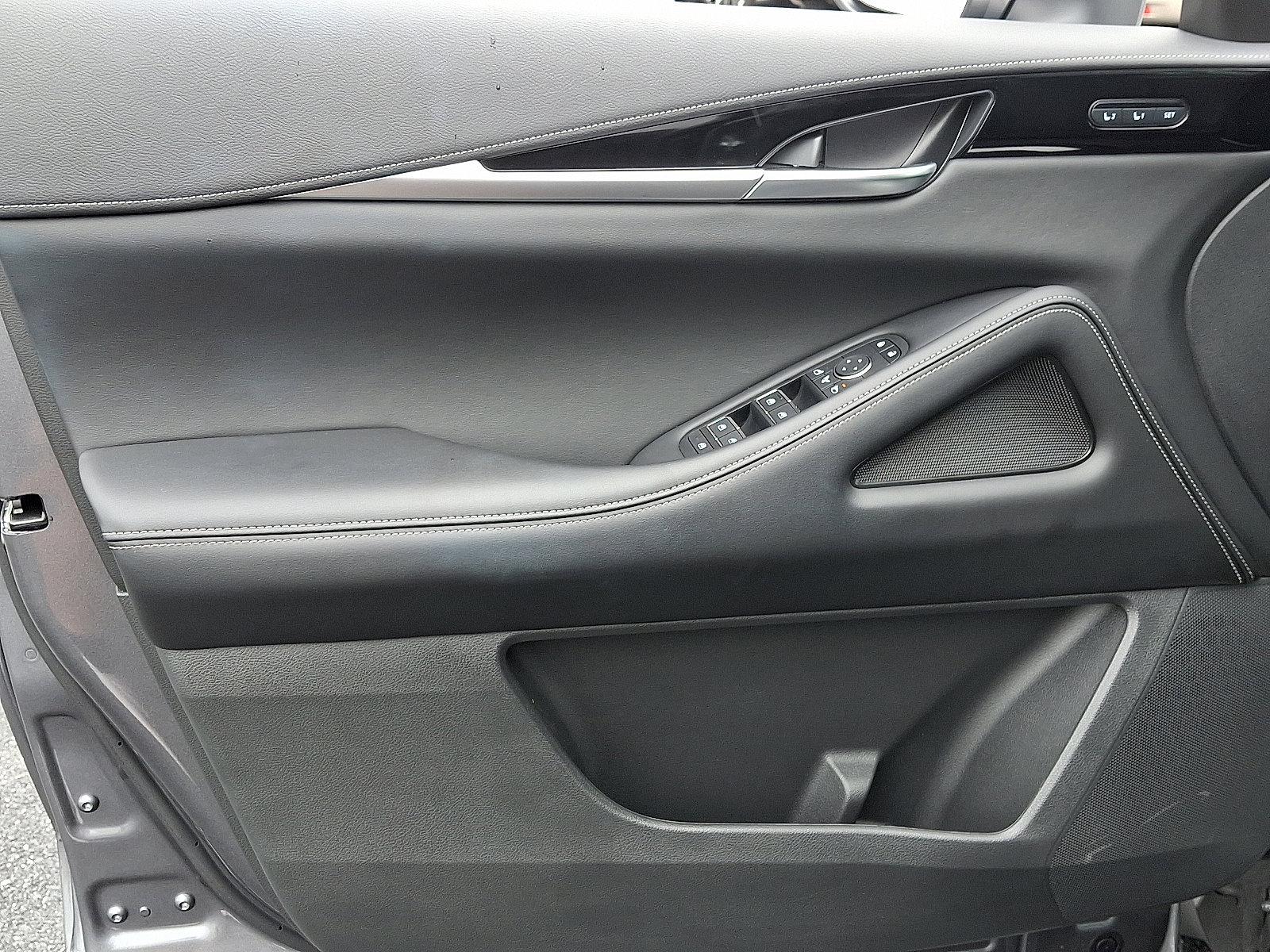 Certified 2024 INFINITI QX60 Pure image 13
