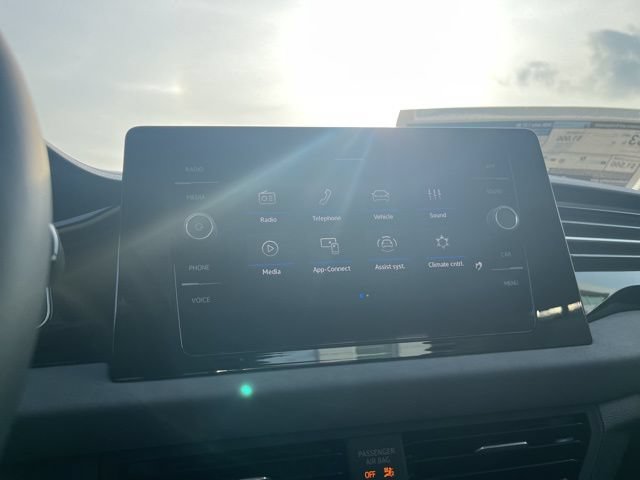 New 2026 Volkswagen Jetta SE FWD image 15