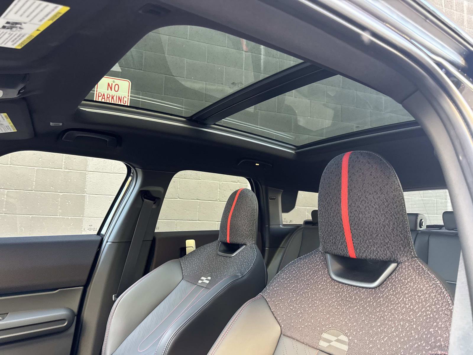 New 2026 MINI Cooper Countryman SE w/ Comfort Package Max image 11