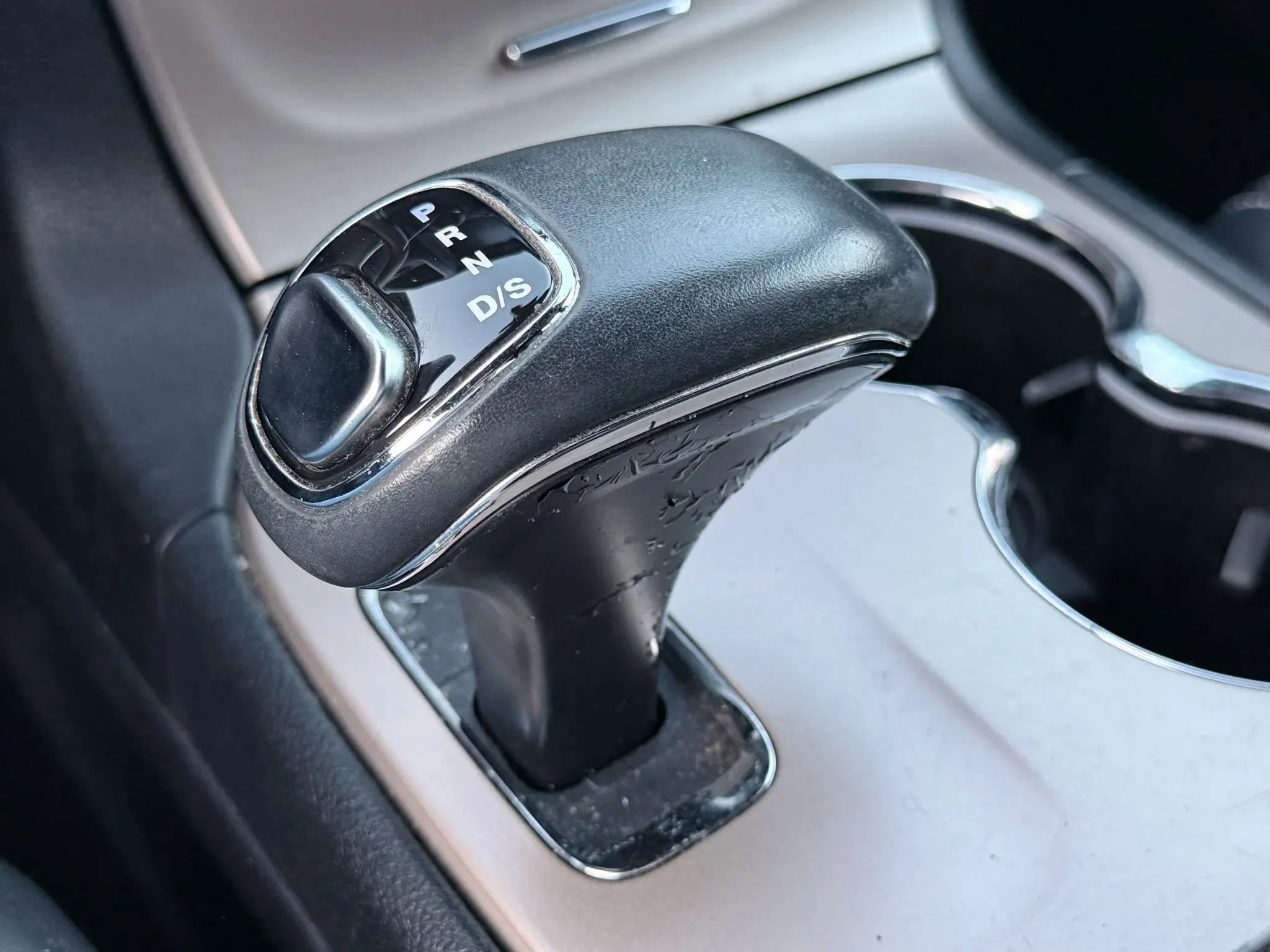 Used 2014 Jeep Grand Cherokee Limited w/ Trailer Tow Group IV image 26