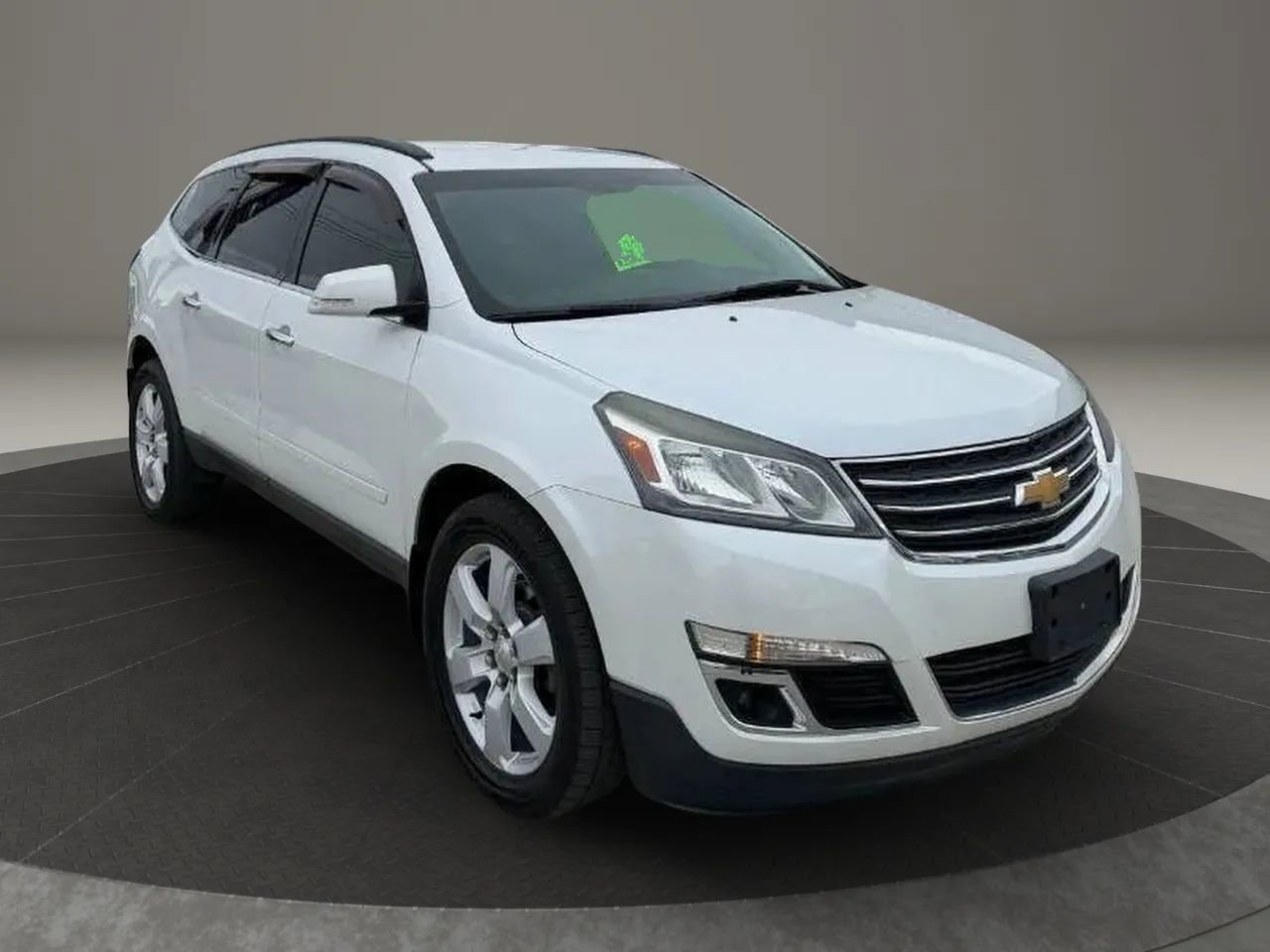 Used 2017 Chevrolet Traverse LT w/ Style and Technology Package AWD/4WD image 1