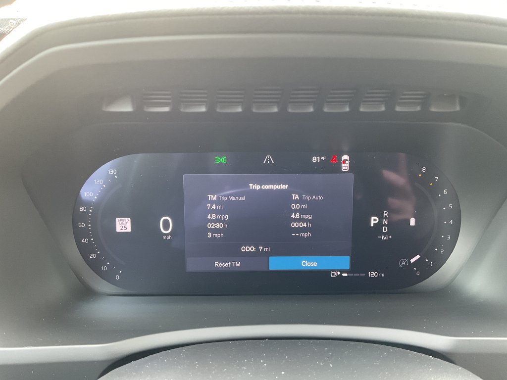 New 2027 Volvo XC90 B5 Core AWD/4WD image 32