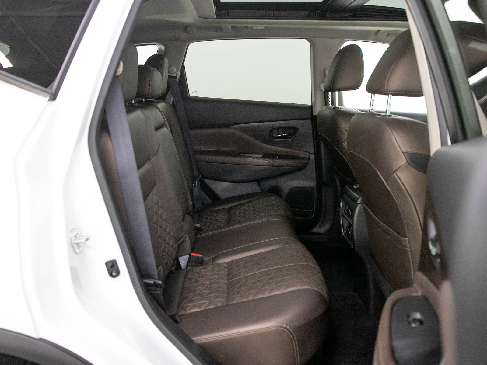 Used 2024 Nissan Murano Platinum AWD/4WD image 13