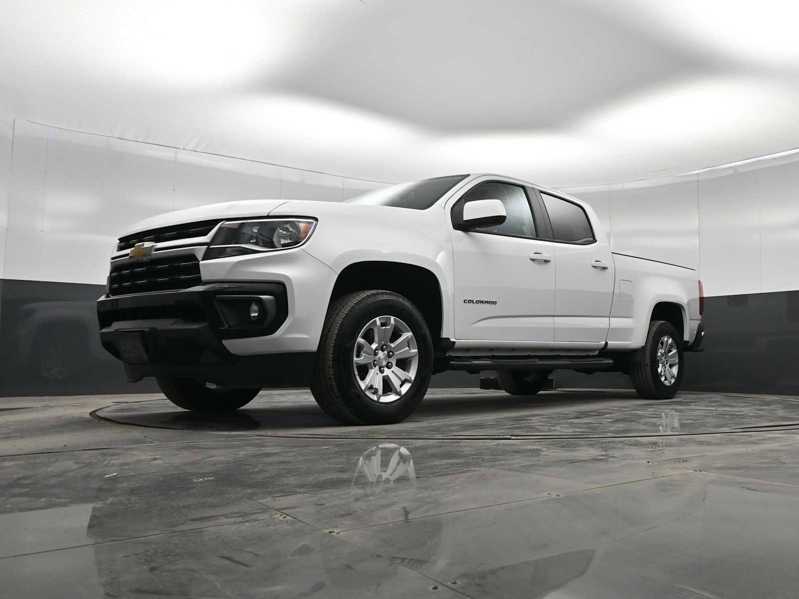 Used 2022 Chevrolet Colorado LT w/ LT Convenience Package image 32