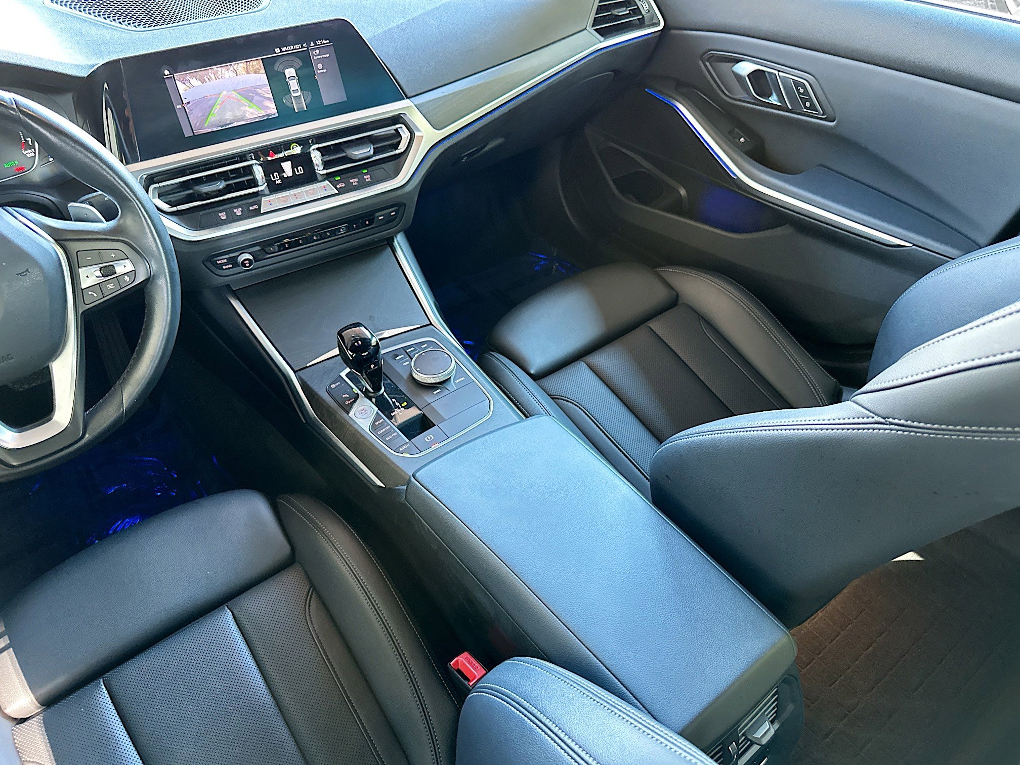 Used 2022 BMW 330i Sedan w/ Driving Assistance Package image 23