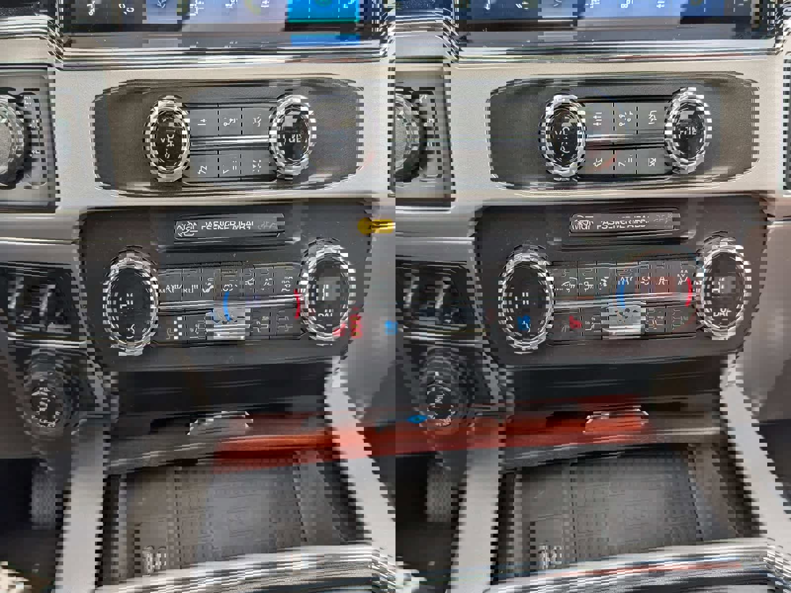 Used 2022 Ford F250 King Ranch w/ King Ranch Ultimate Package image 28