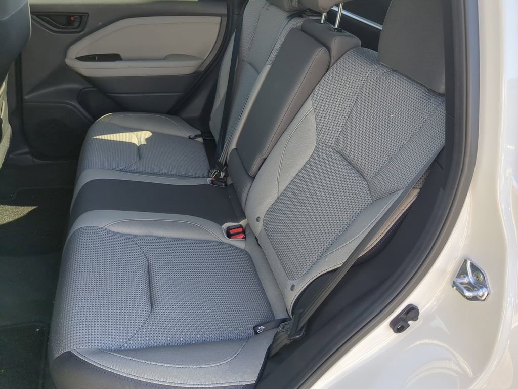 Used 2025 Subaru Forester Premium w/ Convenience Package #1 image 16