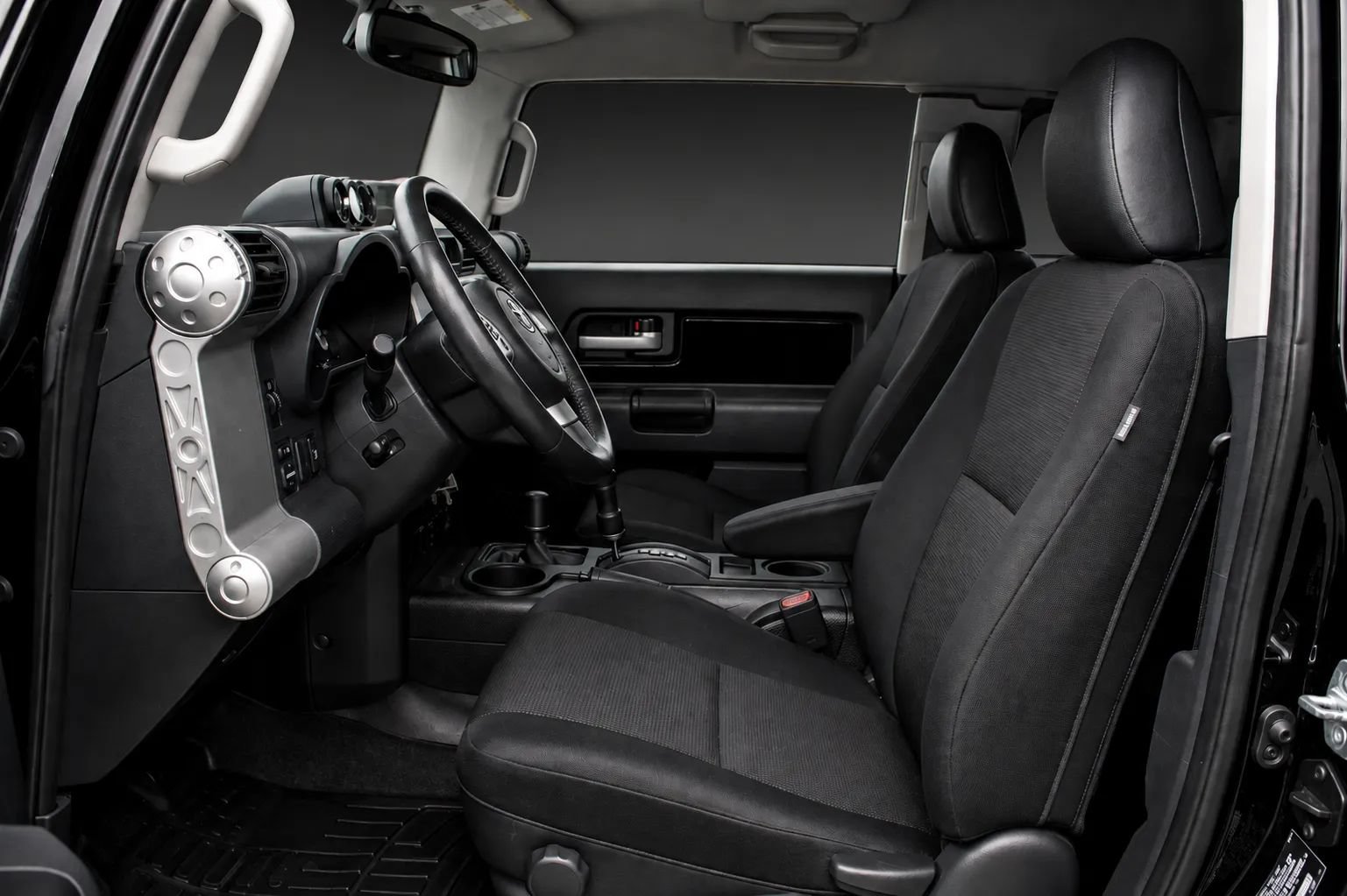 Used 2013 Toyota FJ Cruiser 4WD w/ Upgrade Pkg image 11