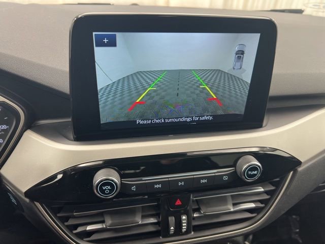 Used 2022 Ford Escape SEL image 18