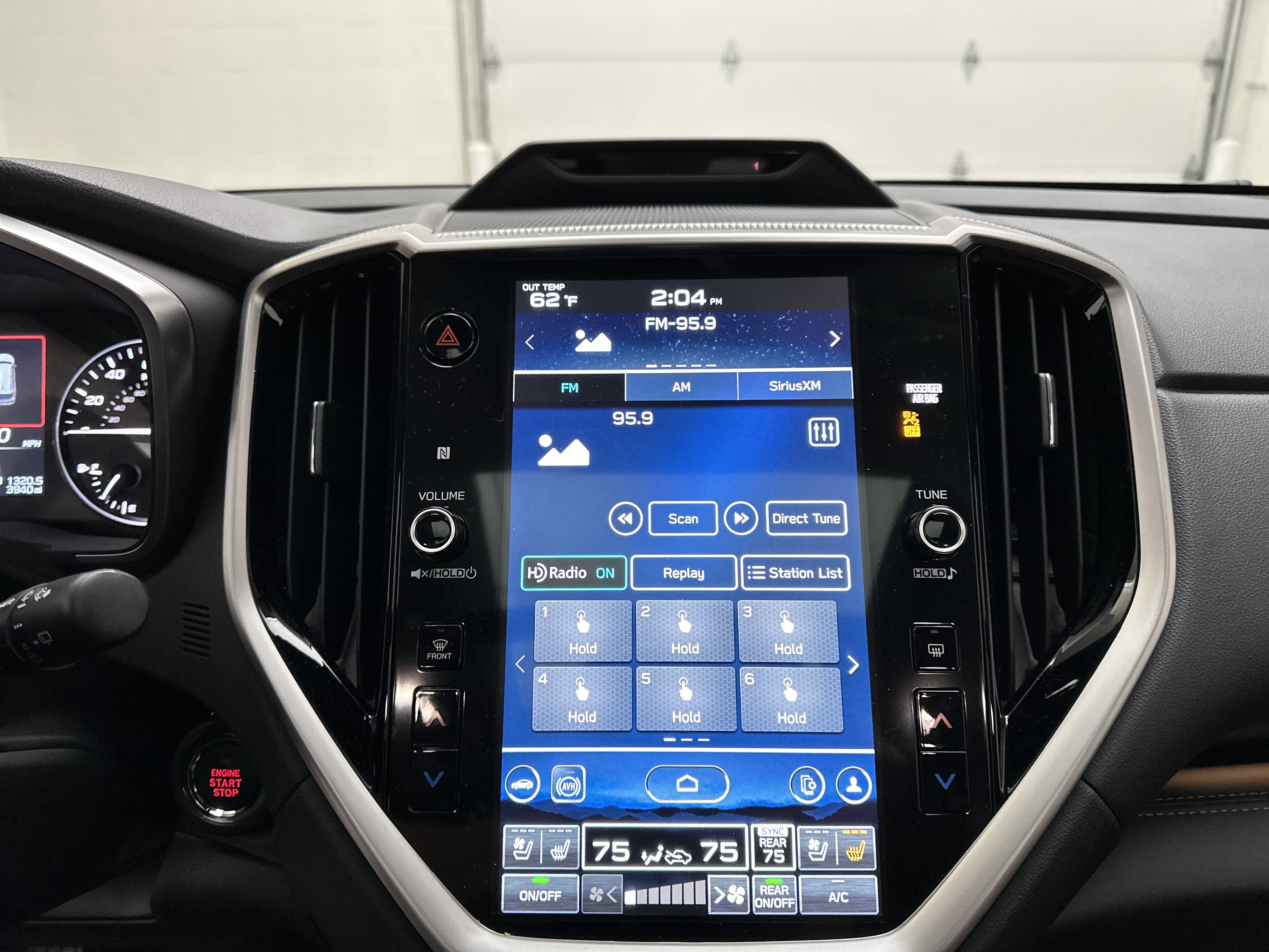 Certified 2025 Subaru Ascent Touring image 34