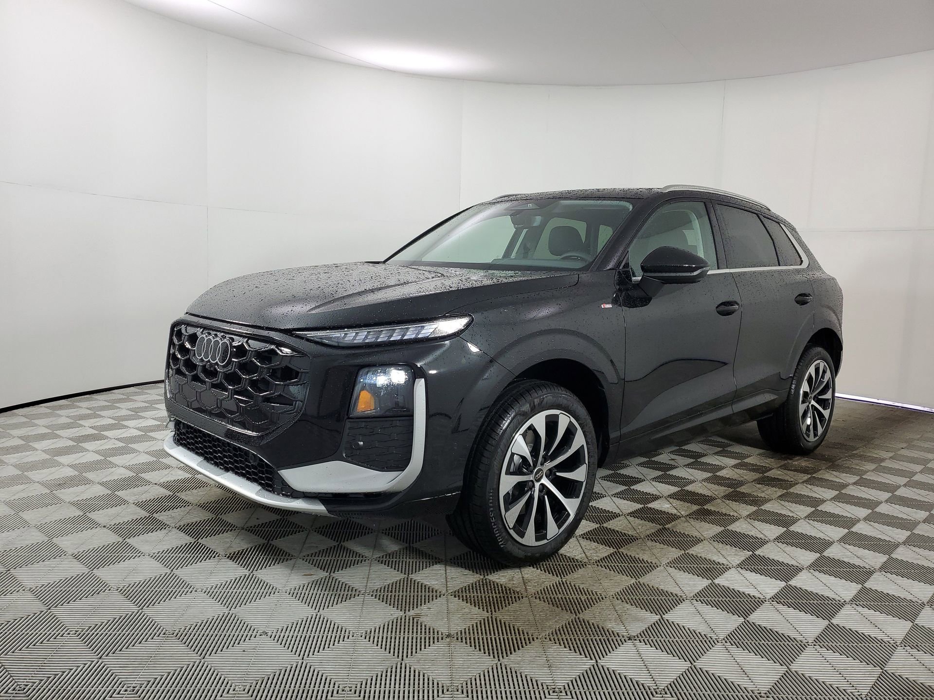 New 2026 Audi Q3 quattro 2.0T image 4