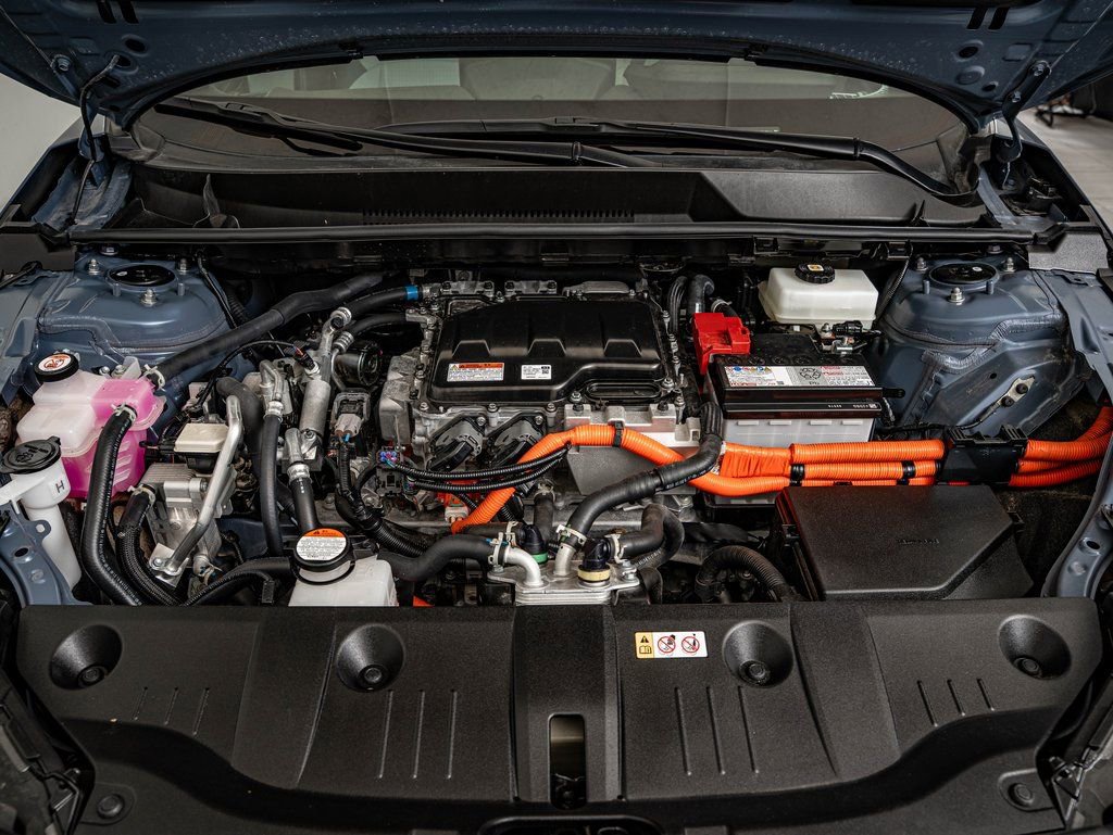 Used 2024 Subaru Solterra Limited w/ Limited Package image 37