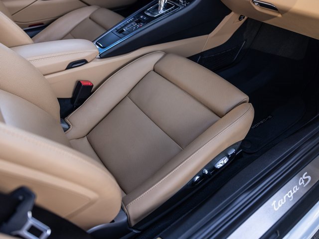 Used 2018 Porsche 911 Targa 4S image 47