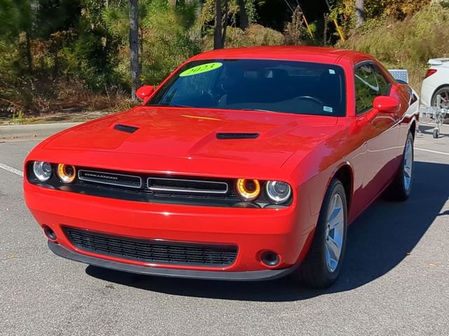 Used 2023 Dodge Challenger SXT image 8