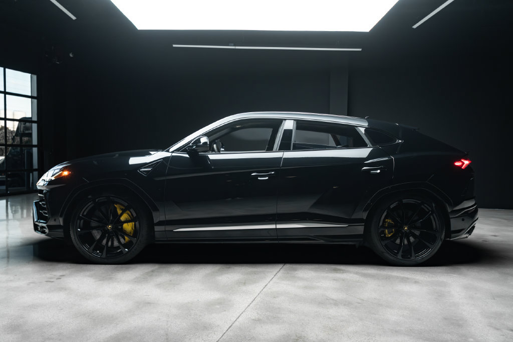 Used 2020 Lamborghini Urus AWD/4WD image 20