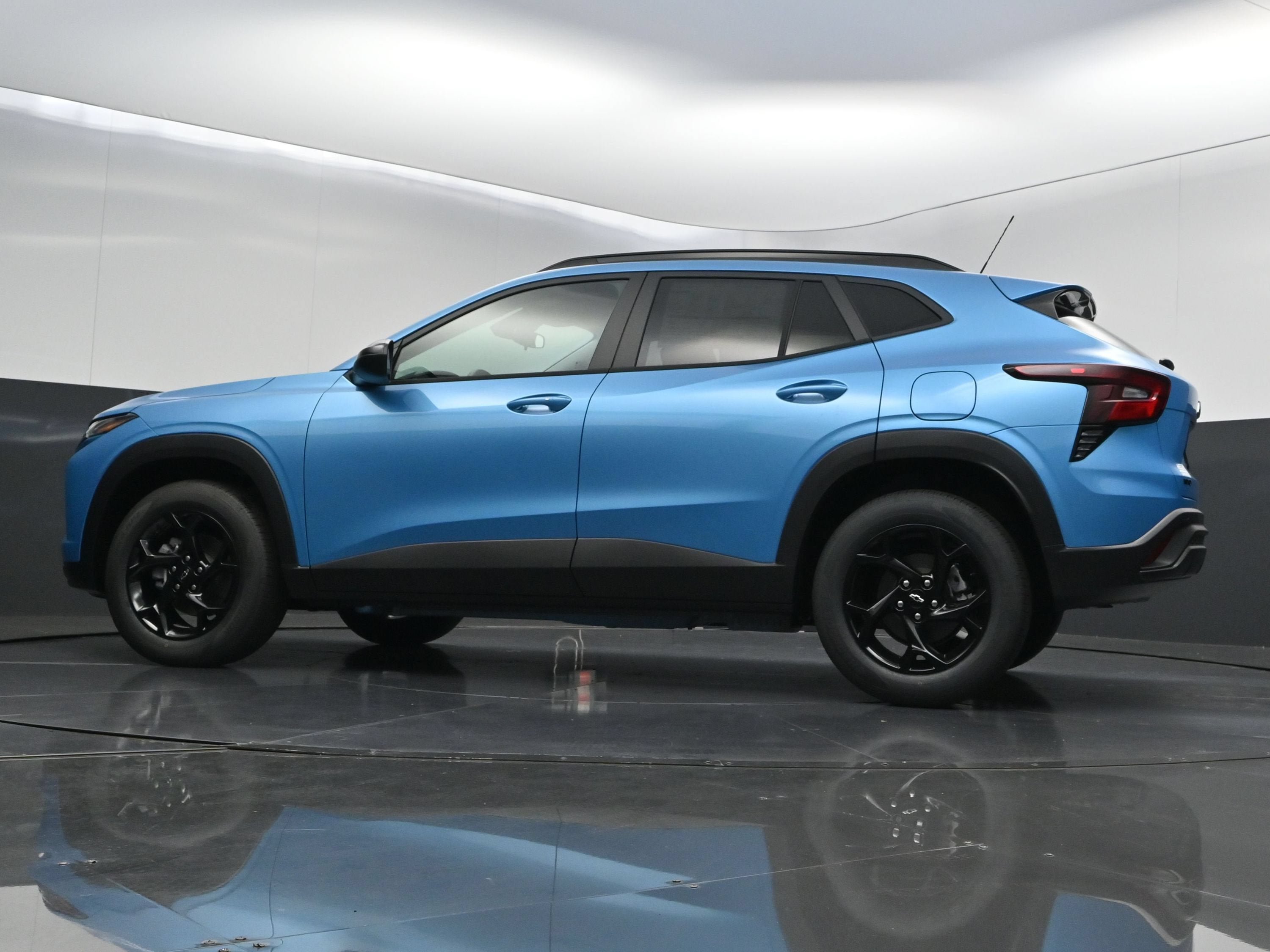 New 2026 Chevrolet Trax LT w/ Sunroof Package FWD image 43