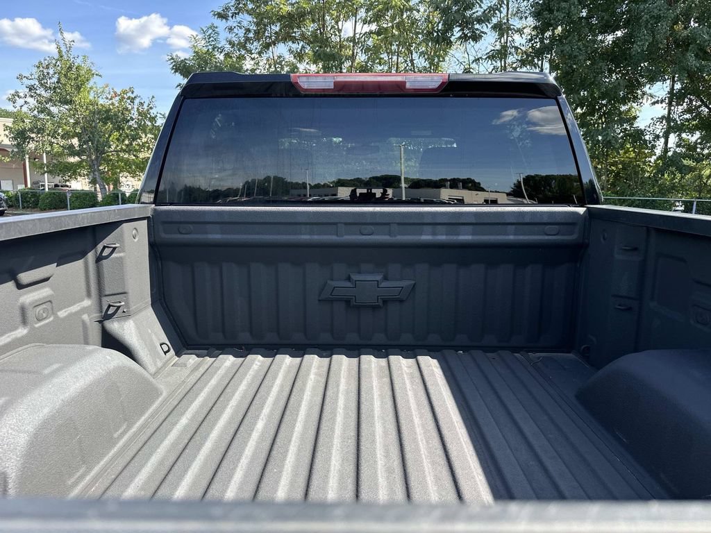 Used 2021 Chevrolet Silverado 1500 LT w/ Bed Protection Package AWD/4WD image 13