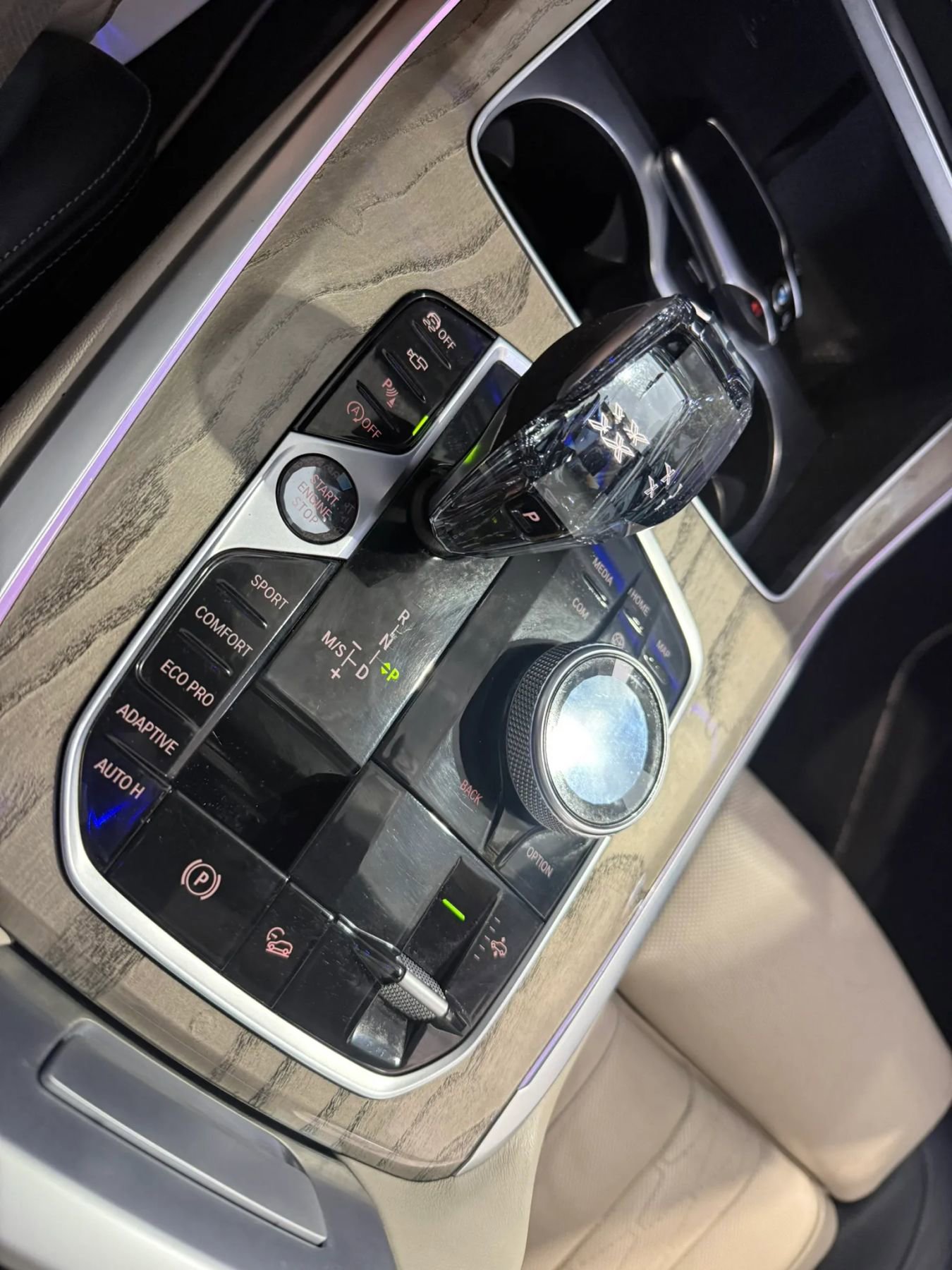 Used 2019 BMW X7 xDrive40i w/ M Sport Package AWD/4WD image 38