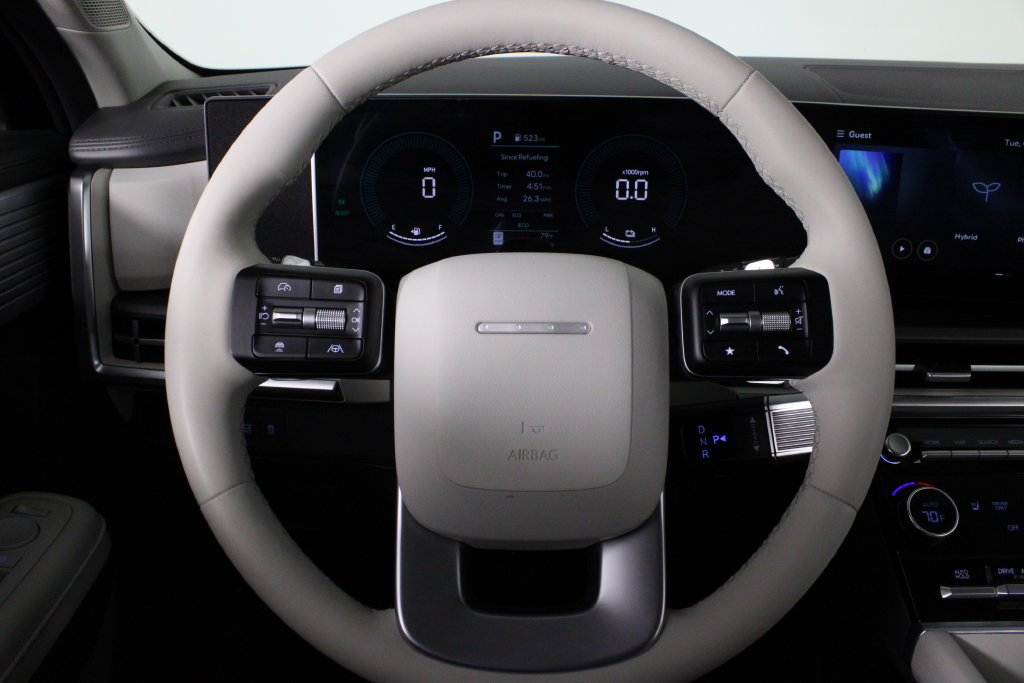 Certified 2026 Hyundai Santa Fe SEL FWD image 10
