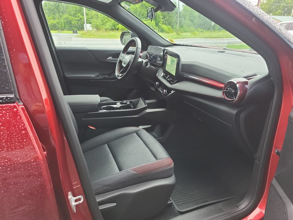 Certified 2025 Chevrolet Equinox RS AWD/4WD image 15