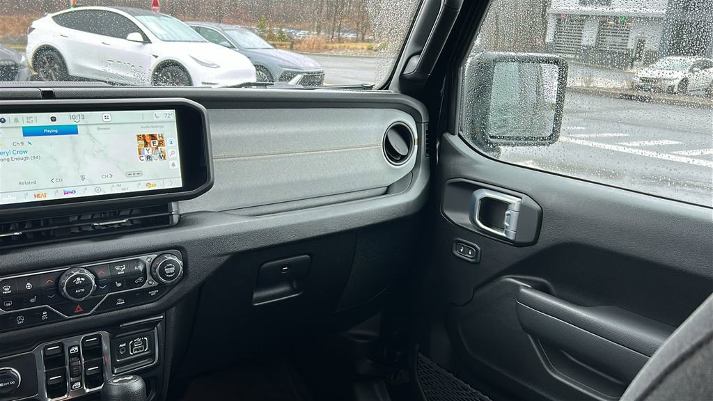 Used 2024 Jeep Wrangler Sport S image 24