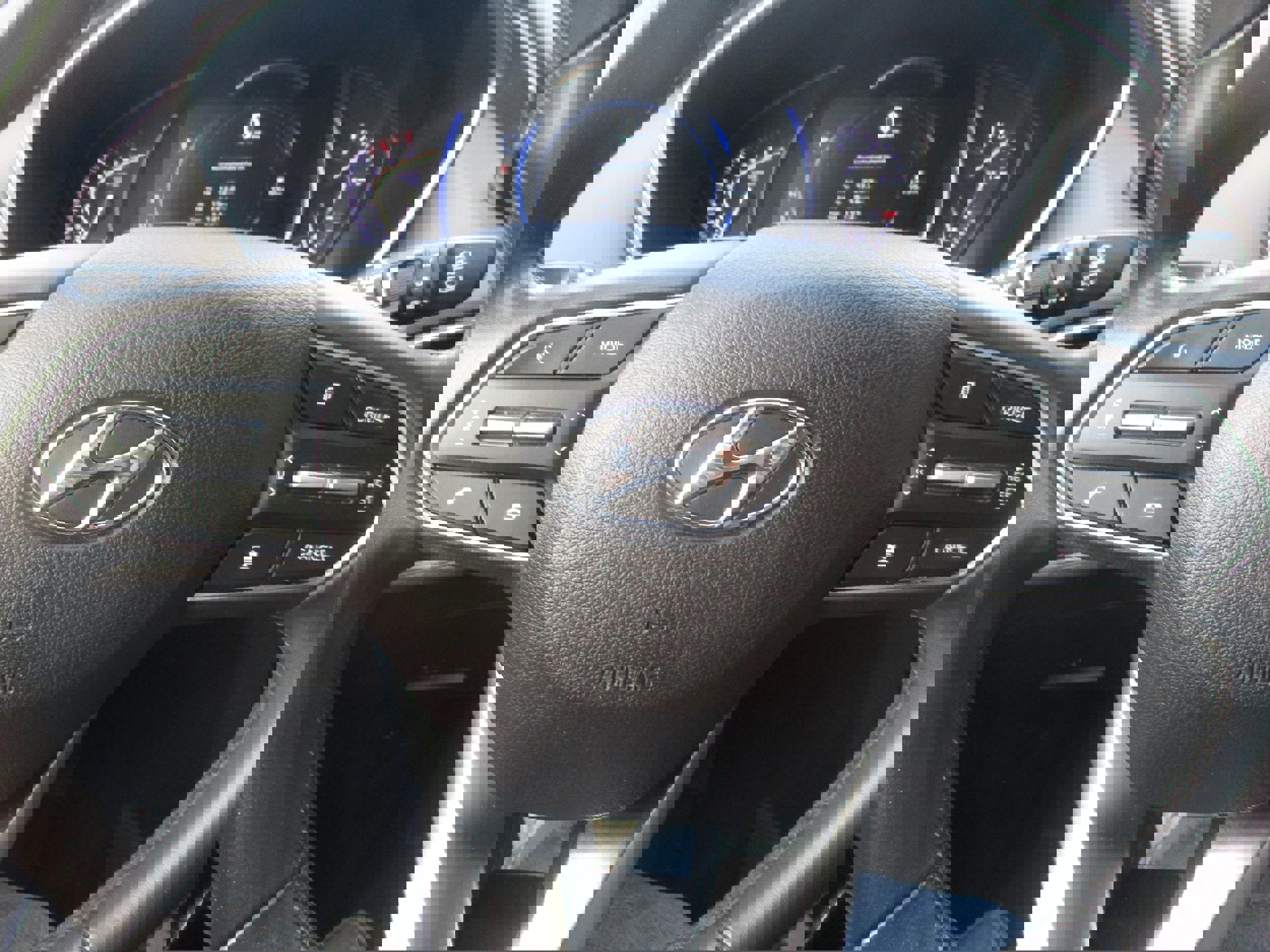 Used 2020 Hyundai Santa Fe SEL w/ Convenience + Premium Package image 30