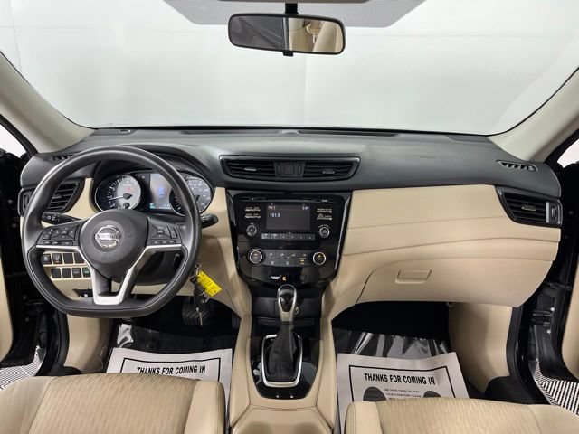 Used 2017 Nissan Rogue S FWD image 39