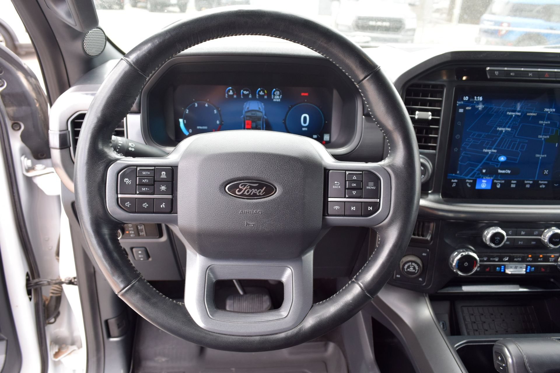 Used 2024 Ford F150 Lariat w/ FX4 Off-Road Package AWD/4WD image 6