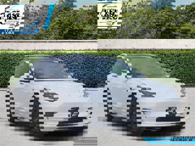 Used 2023 Tesla Model 3 Standard Range image 1