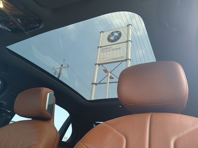 Used 2024 BMW 760i xDrive w/ Premium Package 2 image 29
