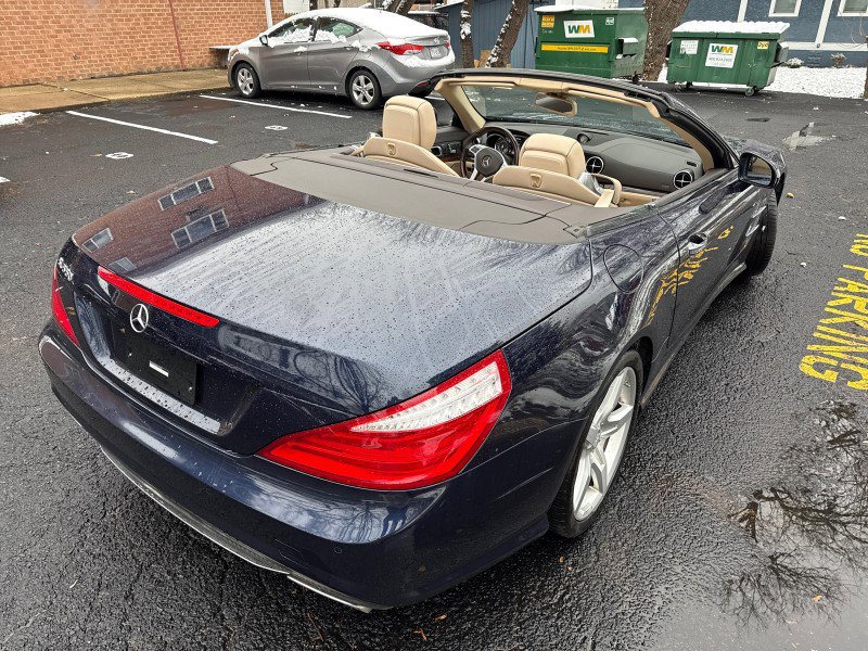 Used 2013 Mercedes-Benz SL 550 image 7